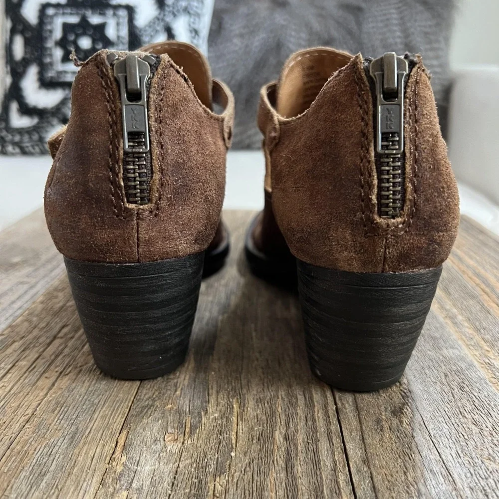 Born Ankle Booties Mendocino 7.5 Brown Suede Leather Western Boho Distressed
